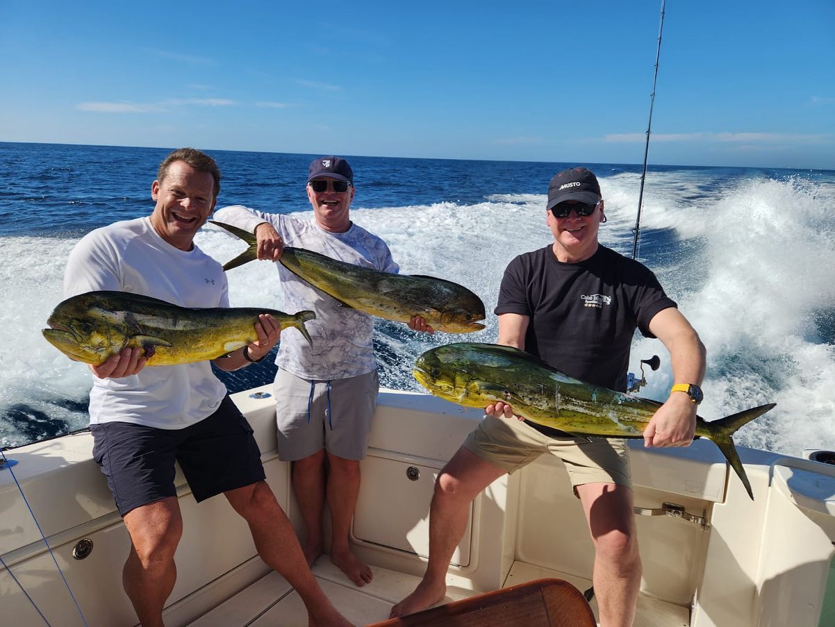 #birthdaytrip for VIP Guest Jeremy Martell visiting from Waybridge England 🏴󠁧󠁢󠁥󠁮󠁧󠁿 Day One of four Today on the amazing 58′ Riviera with friends Ian Warwick and Lee Clarke